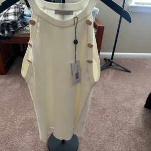 Sleek  cream Sleeveless Top with Button Accents
